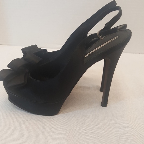 Vera Wang Lavender Black Zohar Slimback Pumps - Picture 4 of 8
